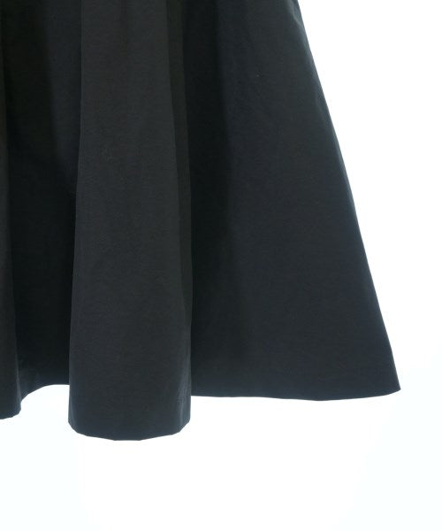 Ray Beams กระโปรงยาวถึงเข่า