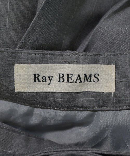 Ray Beams กระโปรงสั้น
