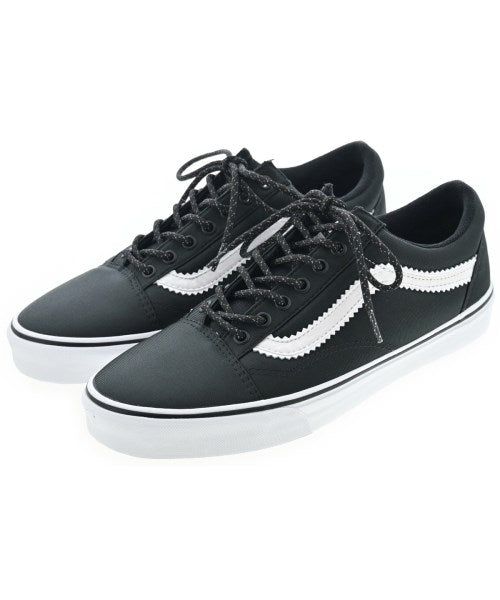 BEAMS รองเท้าผ้าใบ