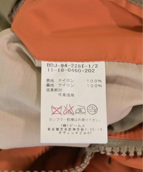 BEAMS เสื้อพาร์กาภูเขา