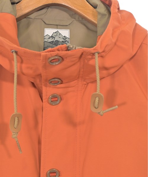 BEAMS เสื้อพาร์กาภูเขา