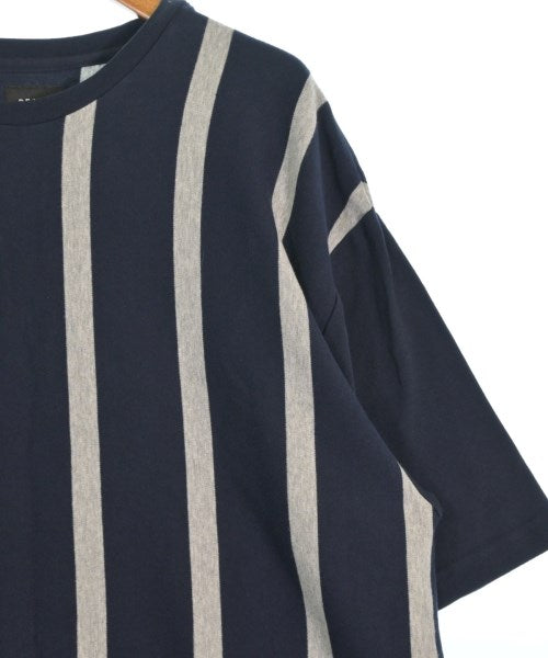 BEAMS เสื้อยืด/เสื้อท็อปส์