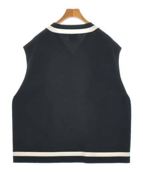 BEAMS เสื้อกั๊ก