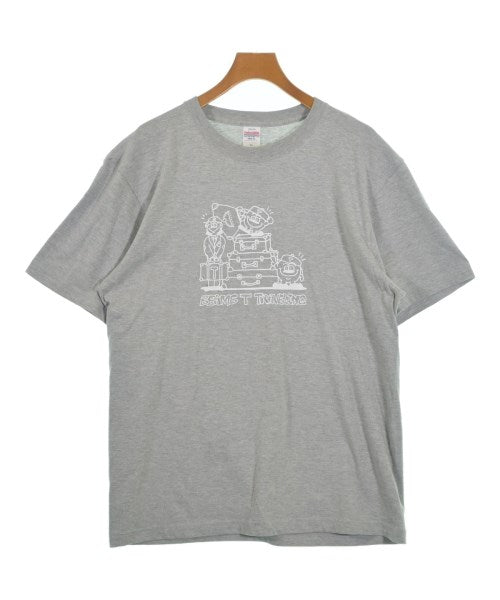 BEAMS เสื้อยืด/เสื้อท็อปส์