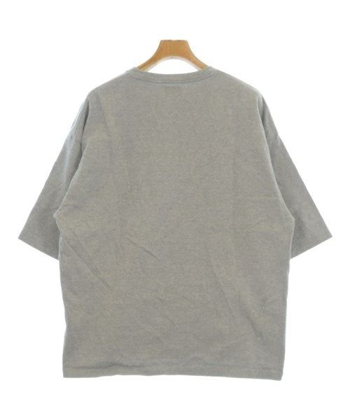 BEAMS เสื้อยืด/เสื้อท็อปส์