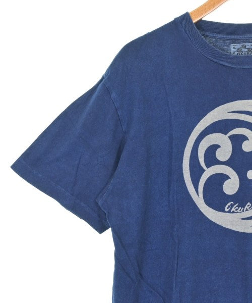 OKURA เสื้อยืด/เสื้อท็อปส์