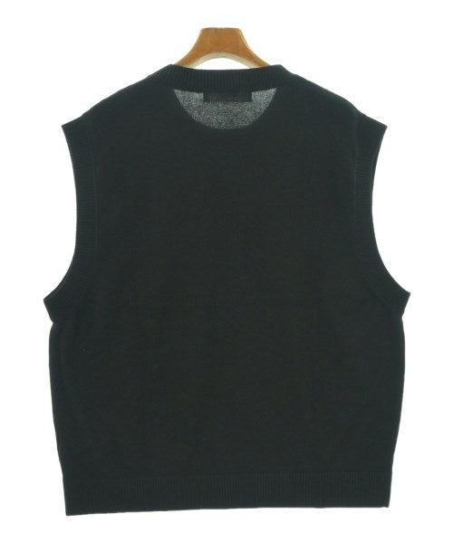 Time is on เสื้อกั๊ก