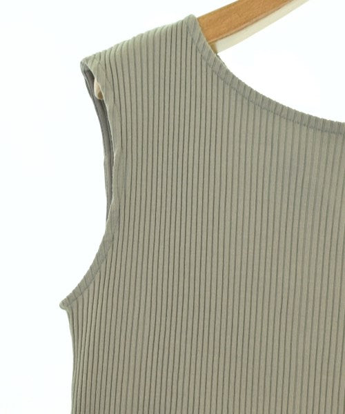 MACPHEE เสื้อสายเดี่ยว