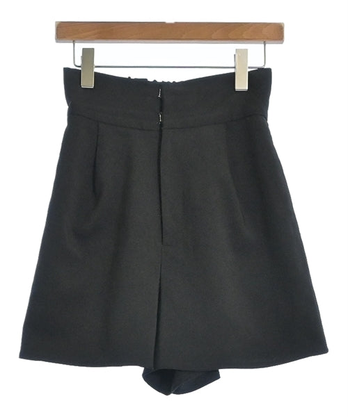 NICE CLAUP กางเกงขาสั้น