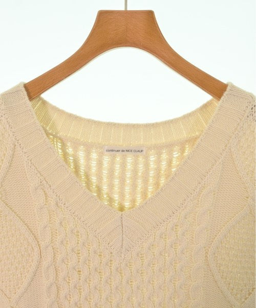NICE CLAUP เสื้อแขนกุด