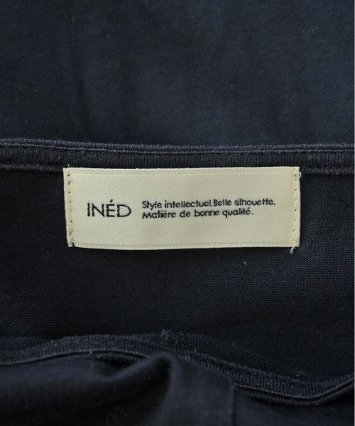 INED เสื้อยืด/เสื้อท็อปส์
