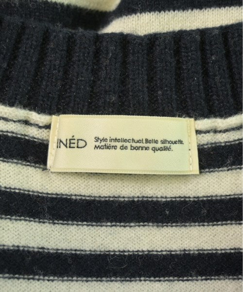 INED เสื้อกันหนาว