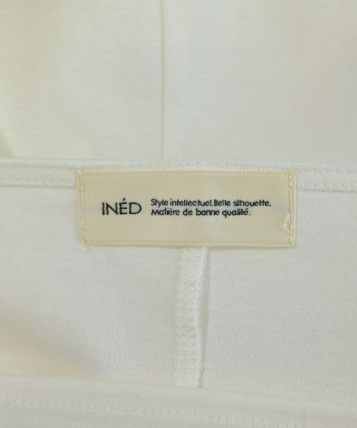 INED เสื้อยืด/เสื้อท็อปส์