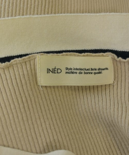 INED เสื้อกันหนาว