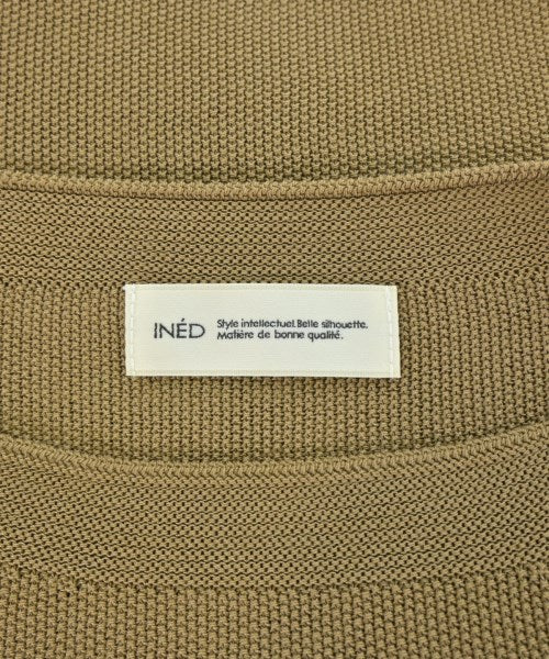 INED เสื้อกันหนาว