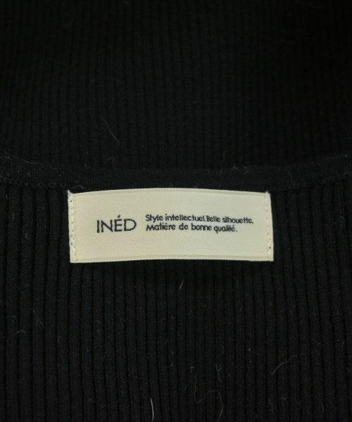 INED เสื้อกันหนาว