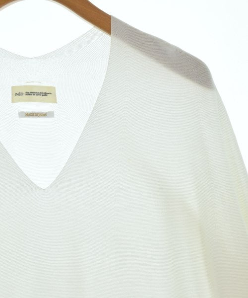 INED เสื้อกันหนาว