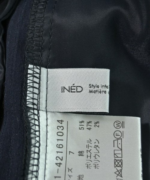 INED กางเกงขาสั้น