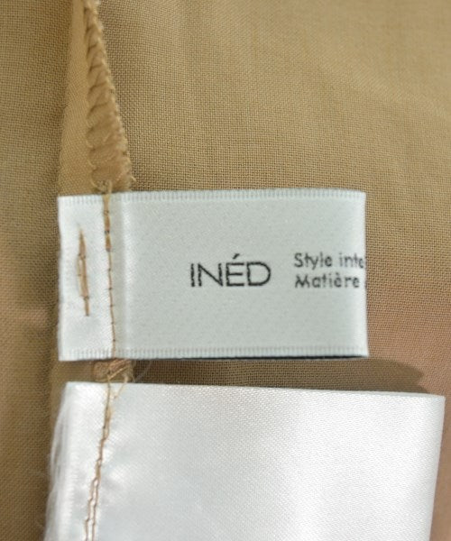 INED เสื้อลำลอง