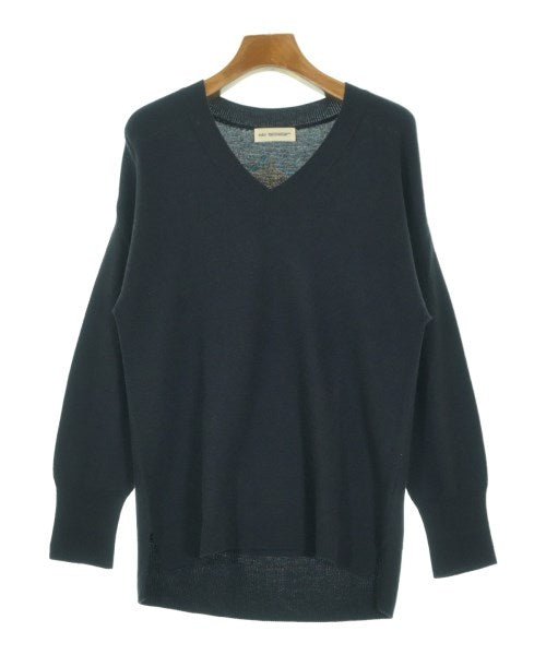 INED เสื้อกันหนาว