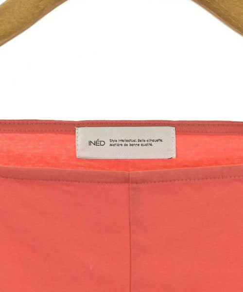 INED เสื้อยืด/เสื้อท็อปส์