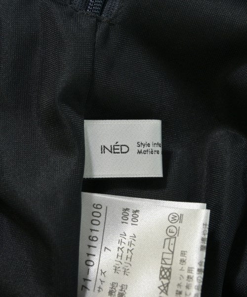 INED กางเกง อื่น