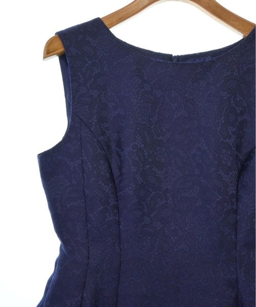 STRAWBERRY Fields ชุดเดรส