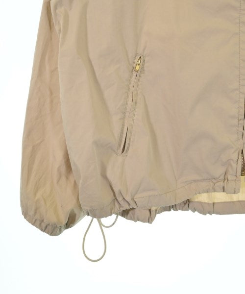 STRAWBERRY Fields เสื้อพาร์กาภูเขา