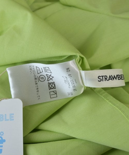 STRAWBERRY Fields เสื้อลำลอง