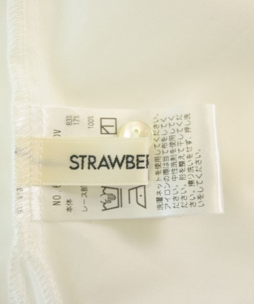 STRAWBERRY Fields เสื้อสตรี