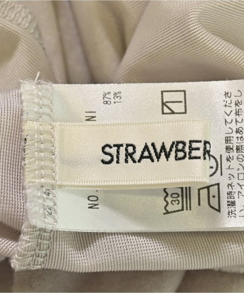STRAWBERRY Fields เสื้อสตรี