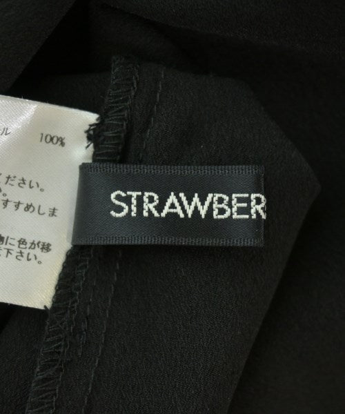 STRAWBERRY Fields เสื้อสตรี