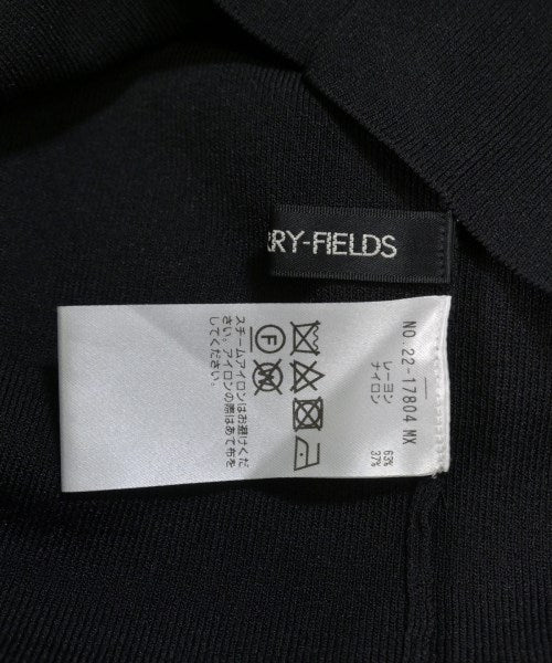 STRAWBERRY Fields เสื้อแขนกุด