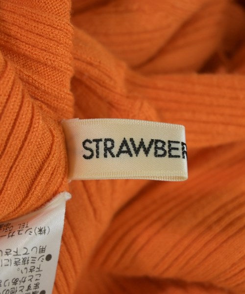 STRAWBERRY Fields เสื้อกันหนาว