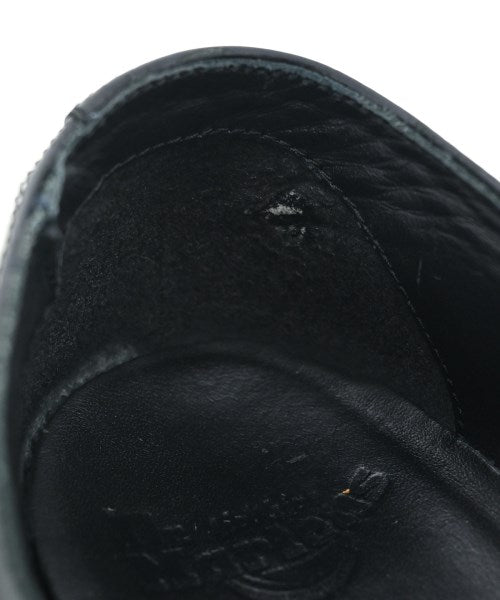 Dr.Martens รองเท้า อื่น