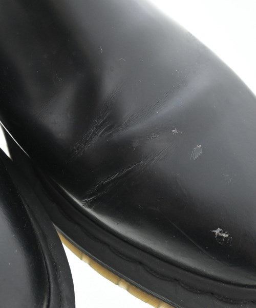 Dr.Martens รองเท้า อื่น