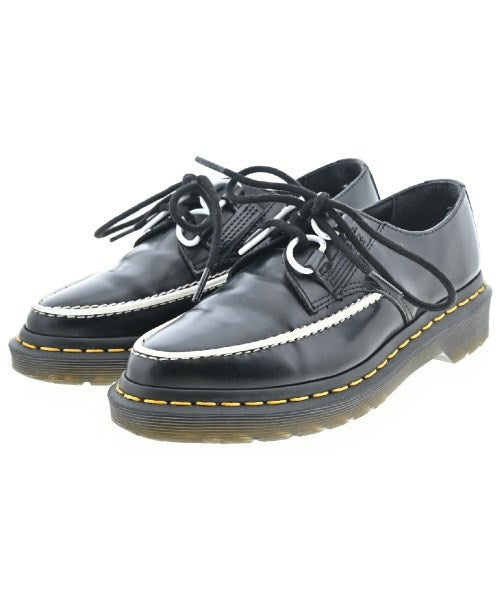 Dr.Martens รองเท้าสวมทางการ