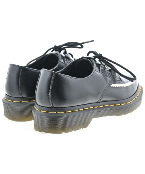 Dr.Martens รองเท้าสวมทางการ