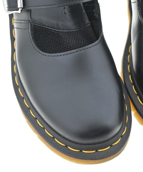 Dr.Martens รองเท้าสวมทางการ