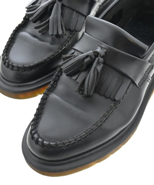 Dr.Martens รองเท้าสวมทางการ