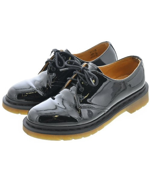 Dr.Martens รองเท้าสวมทางการ