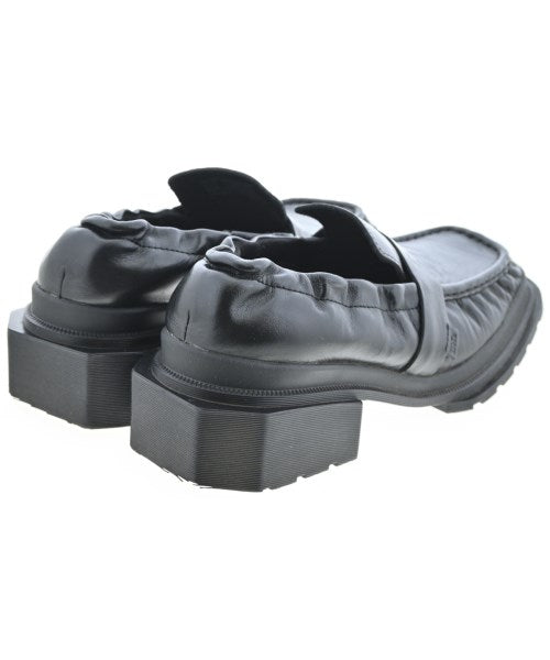 Dr.Martens รองเท้าสวมทางการ
