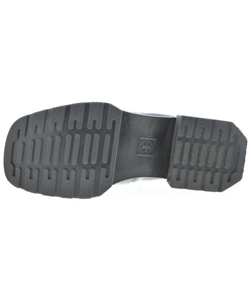 Dr.Martens รองเท้าสวมทางการ