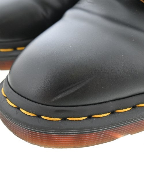 Dr.Martens รองเท้า อื่น
