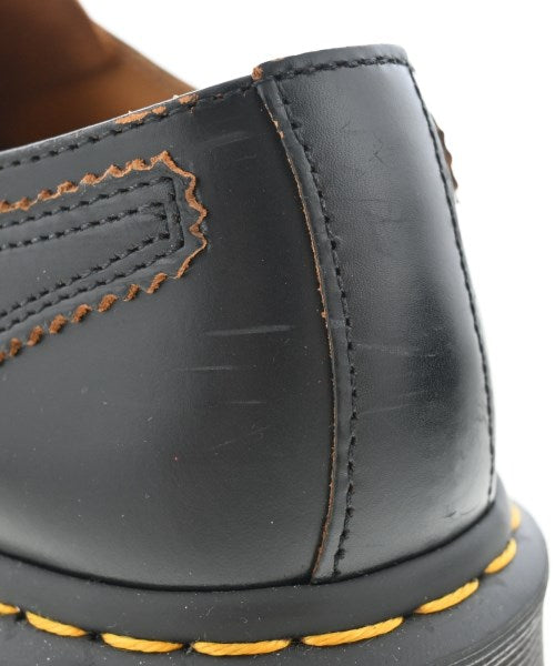 Dr.Martens รองเท้า อื่น