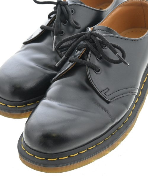 Dr.Martens รองเท้าสวมทางการ