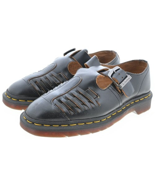 Dr.Martens รองเท้าผ้าใบ