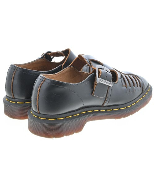 Dr.Martens รองเท้าผ้าใบ