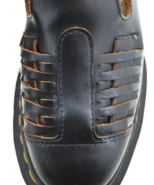 Dr.Martens รองเท้าผ้าใบ