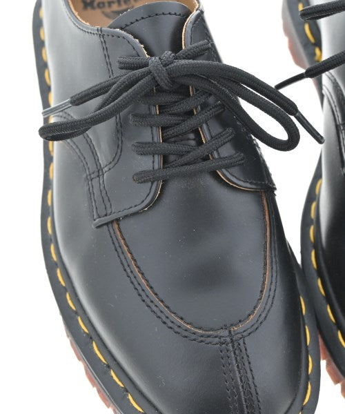 Dr.Martens รองเท้าสวมทางการ
